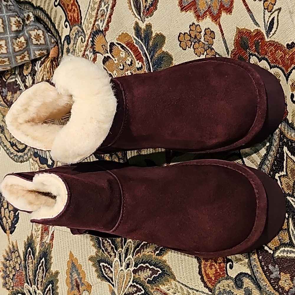 BEARPAW: RETRO MAREN: Cadet Navy OR Eggplant Sz 9 - BNIB! - Picture 2 of 14